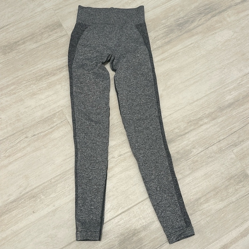 Grey gymshark leggings